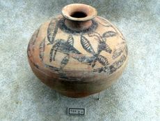 104 AusgrabungsstÅcke Hili Gräber.JPG